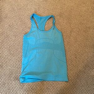 Lululemon tank top!